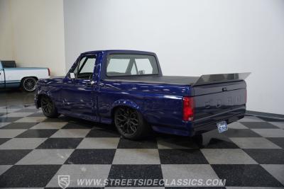 1990 Ford F-150 Restomod