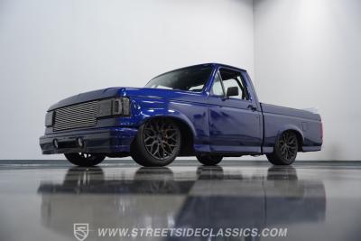 1990 Ford F-150 Restomod