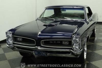 1966 Pontiac GTO Tri Power