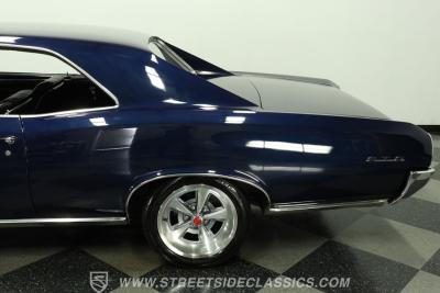 1966 Pontiac GTO Tri Power