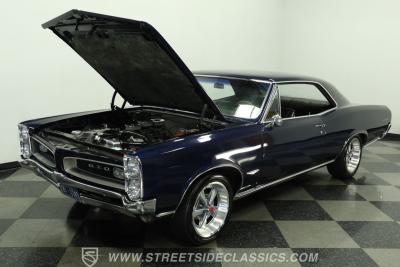 1966 Pontiac GTO Tri Power