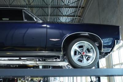 1966 Pontiac GTO Tri Power