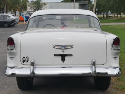 1955 Chevrolet Bel Air 2 Door Hardtop