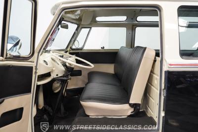 1975 Volkswagen Type 2 23 Window Deluxe