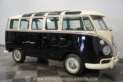 1975 Volkswagen Type 2 23 Window Deluxe