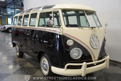1975 Volkswagen Type 2 23 Window Deluxe