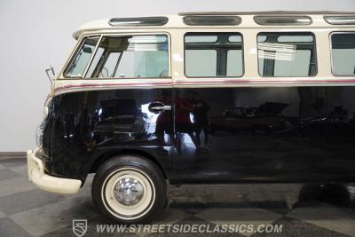 1975 Volkswagen Type 2 23 Window Deluxe