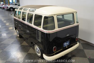 1975 Volkswagen Type 2 23 Window Deluxe