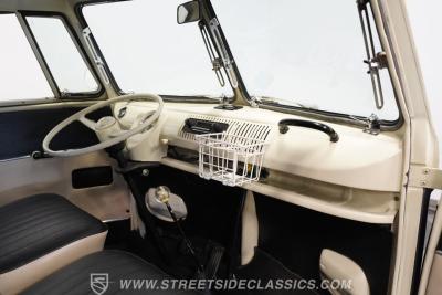 1975 Volkswagen Type 2 23 Window Deluxe