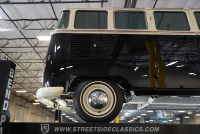 1975 Volkswagen Type 2 23 Window Deluxe