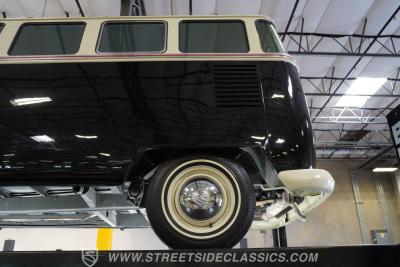 1975 Volkswagen Type 2 23 Window Deluxe