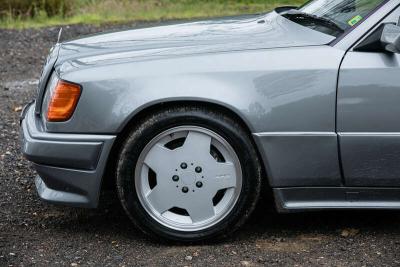 1990 Mercedes - Benz 300E AMG