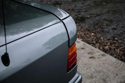 1990 Mercedes - Benz 300E AMG