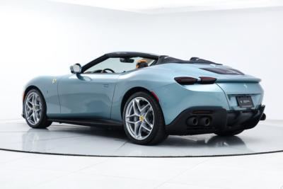 2025 Ferrari ROMA SPIDER