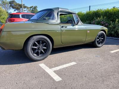 1976 MG B Roadster
