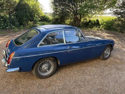 1966 MG B GT