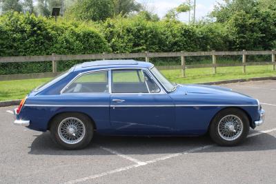 1966 MG B GT