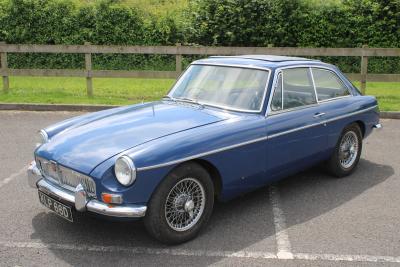 1966 MG B GT