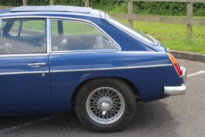1966 MG B GT