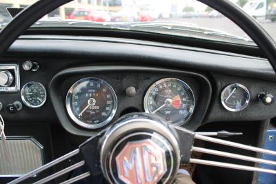 1966 MG B GT