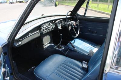 1966 MG B GT