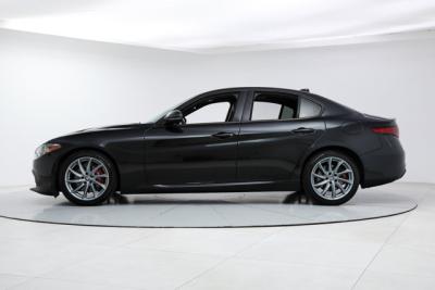 2022 Alfa Romeo Giulia