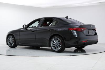 2022 Alfa Romeo Giulia