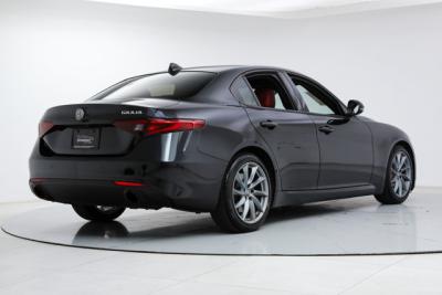 2022 Alfa Romeo Giulia