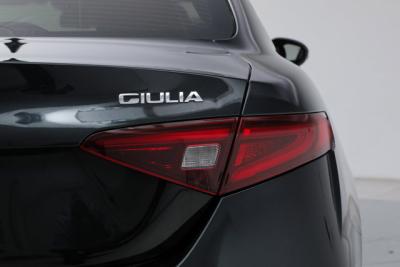 2022 Alfa Romeo Giulia