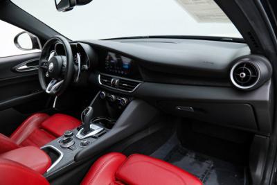 2022 Alfa Romeo Giulia