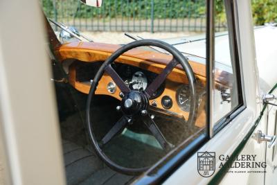 1933 Bentley 3&frac12; litre &ldquo;Streamline&rdquo; by Park Ward &amp; Co