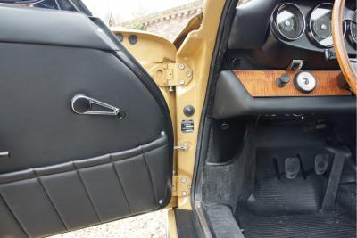 1965 Porsche 911 Urmodell 2.0 SWB &ldquo;Passionate restoration&rdquo;
