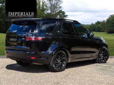 2022 Land Rover 3.0 D300 MHEV R-Dynamic SE Auto 4WD Euro 6 (s/s) 5dr