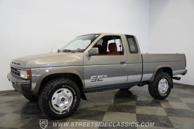 1989 Nissan 4x4 Hardbody Pick Up SE-V6