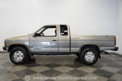 1989 Nissan 4x4 Hardbody Pick Up SE-V6