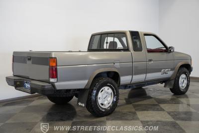 1989 Nissan 4x4 Hardbody Pick Up SE-V6