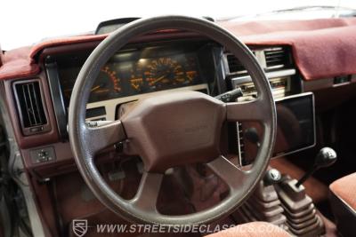 1989 Nissan 4x4 Hardbody Pick Up SE-V6