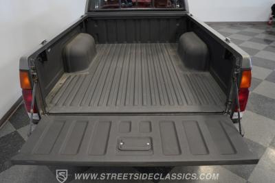 1989 Nissan 4x4 Hardbody Pick Up SE-V6