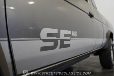 1989 Nissan 4x4 Hardbody Pick Up SE-V6