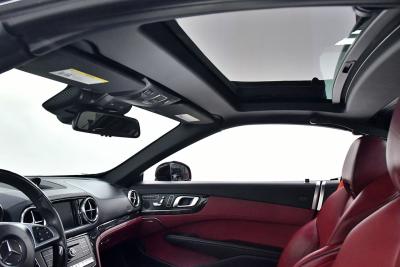 2019 Mercedes - Benz SL550