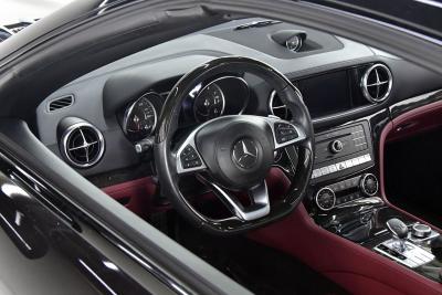 2019 Mercedes - Benz SL550