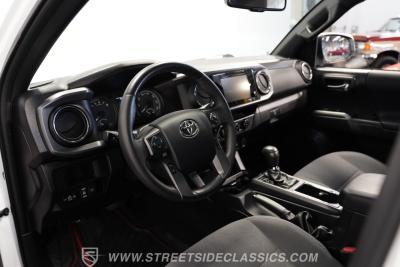 2018 Toyota Tacoma TRD SPORT