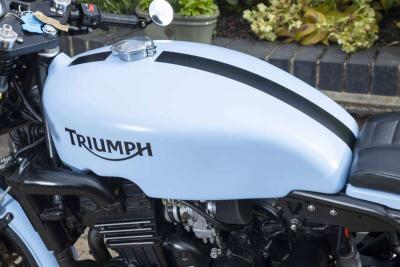 1996 Triumph DAYTONA 900 CAFE RACER