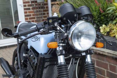 1996 Triumph DAYTONA 900 CAFE RACER