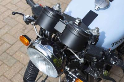 1996 Triumph DAYTONA 900 CAFE RACER