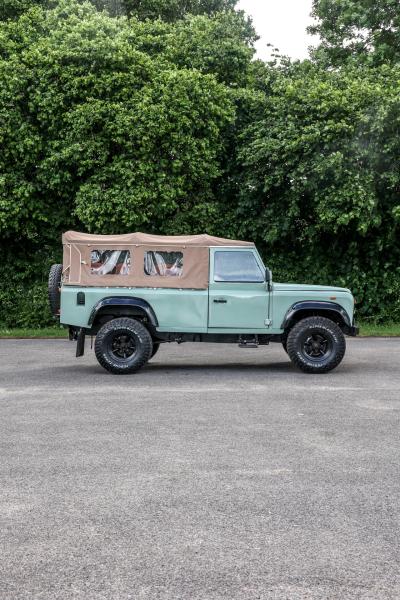 1989 Land Rover Defender 110 Soft Top