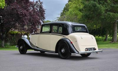 1937 Rolls - Royce 25/30 Saloon by Mann Egerton