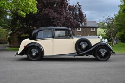 1937 Rolls - Royce 25/30 Saloon by Mann Egerton