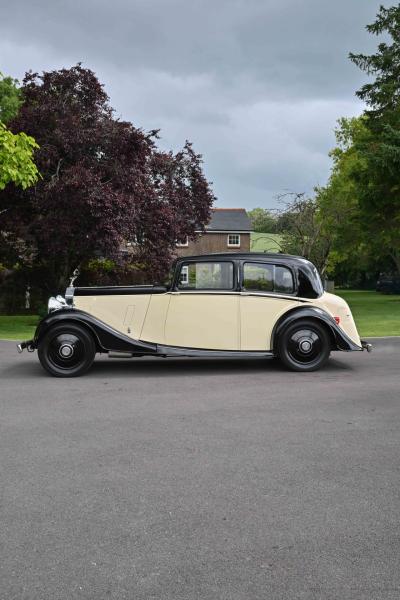 1937 Rolls - Royce 25/30 Saloon by Mann Egerton