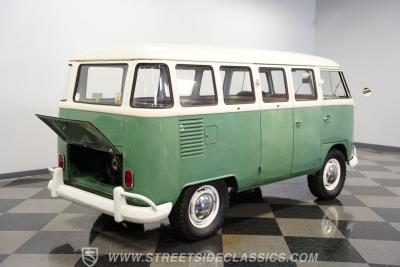 1974 Volkswagen Type 2 Kombi 13 Window